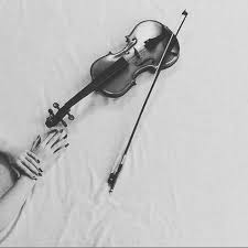 pin by آد م on صور اسود وابيض music instruments violin photography