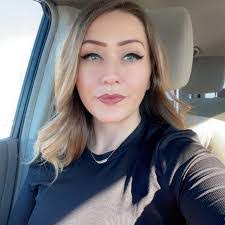 Priscilla Proctor's Instagram, Twitter & Facebook