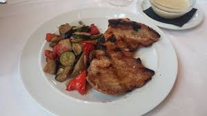 Jun 15, 2021 · el restaurant escala park està situat a primera línia de mar, concretament a la platja de riells. Entrecot Con Patatas Y Graellada De Verdures Fotografia De Masia Piguillem Sant Pere De Torello Tripadvisor