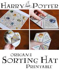 Das macht direkt was her! Harry Potter Origami Sorting Hat Free Printable