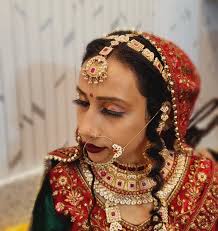 Diksha_makeover (@dikshagangwar_makeup_artist) • Instagram photos and videos