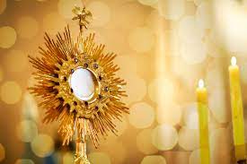 How to do Eucharistic adoration with kids - Teaching Catholic Kids