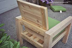 Diy Modern Rustic Outdoor Chair Plans Using Outdoor Cushions From Target Rustikale Gartenstuhle Palettenmobel Im Freien Rustikale Gartenmobel