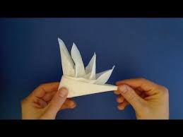 Bird Of Paradise Napkin Folding Instructions How To Fold A Bird Of Paradise With A Napkin Napkin Folding Birds Of Paradise Fabric Napkin