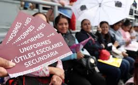 Beca para útiles y uniformes escolares: arranca dispersión de pagos, consulta aquí el calendario
