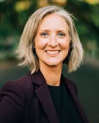 Laura Sturdevant's Instagram, Twitter & Facebook