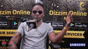 Dakika 10 za maangamizi boshoo vs wakiafrik. Rapper Coyo Amchana Young Dee Na Wote Wanaosema Wamezaliwa Bongo Bahati Mbaya By Dizzim Online