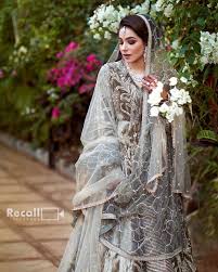 Maybe you would like to learn more about one of these? 50 Bridal Lehenga Trends For 2019 That Brides Can Totally Rely On