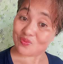 🎉 I recently helped Merz N Tuvera, Maria Mally Lopez and 2 others earn the  Conversation Starter badge! It's exciting support them and be a part of  their community. Check out their