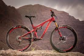 First Ride Pivots New Trail 429 Pinkbike