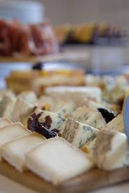 Plateau De Fromages Affines Local Food Fromages Pan Cooker Convivialite Taiteur Paris Food Cooking Cheese Board