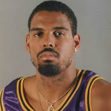 Former NBA player Acie Earl wasn't here for a long time, but he managed to  do a fair amount of damage in his 21 games for the Sydney Kings, averaging  20.9 PPG and 12.2 RPG from 1999-2000 😤, Flashback ...