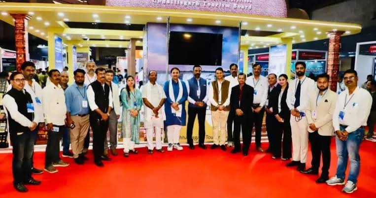 टीटीएफ कोलकाता-2026 में छत्तीसगढ़ टूरिज्म का जलवा, 21 राज्यों के बीच मिला 'बेस्ट  डेकोरेशन ऑफ स्टॉल एंड अपीयरेंस' राष्ट्रीय सम्मान – अमृत संदेश