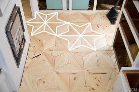 Diy Geometric Wood Floor Star This Would Also Look Great As A Table Top Or Headboard Vintagerevivals Com 28 Creative Flooring Flooring Diy Flooring