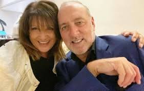 Keluarga Brian Houston Mendukungnya Setelah Pengunduran Diri -