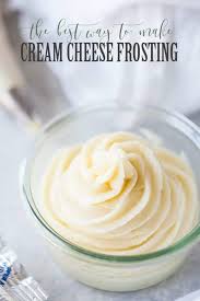 Cream Cheese Frosting Fluffy Stiff For Piping Baking A Moment Cinnamon Roll Frosting Cake Frosting Recipe Cream Cheese Icing