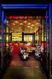 Why Do The World S A List Celebrities Always Flock To This Boutique New York City Hotel New York Hotels Mark Hotel Nyc Mark Hotel