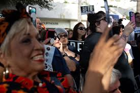 Beto O'Rourke visits Corpus Christi during early voting