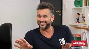 A leo montero lo acompañarán: Leo Montero Con Mi Mujer Dormimos En Camas Separadas Youtube