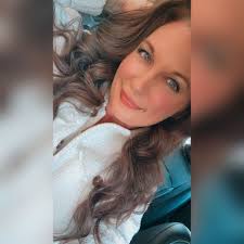 You guys might be sick of me by now but this craziness is all happening at  once + I can't help the timing!! 🙌🏻🙏🏻 • BEAT BOBBY FLAY this Thursday!  🔪 Round