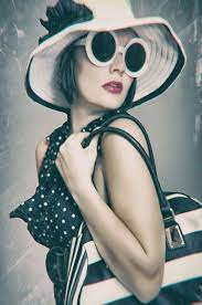 Model Pose Fun Blackandwhite Polkadots Hat Glasses Red Lipstick Purse Photo Inspiration Models Photo Inspiration Model Framing Photography Model
