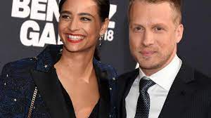 Straßencobra & straßenkatze) and more. Amira And Oliver Pocher The Baby Is Here Teller Report