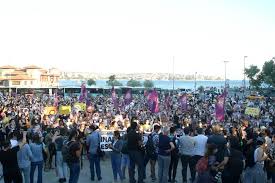 İlköğretim eğitimini hasan ali yücel i̇lköğretim okulu'nda okuyan sam. Kadinlardan Pinar Gultekin Eylemi Sevval Sam Ve Kalben De Katildi Magazin Haberleri Ntv