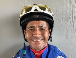 Tampa Bay Downs Media Guide 2023 by Strops Marketing