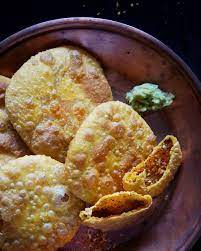 Biscuitroti Pronounced As Biscootrotti Is The Mangalorean Cousin Of Kachori I Have No Idea Why It Has This Name As The Buzzfeed Food Recipes Food Blogger