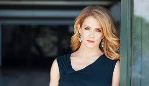  Actress Producer And Writer Deena Dill Chats With Us About Ambitions Occhi Magazine