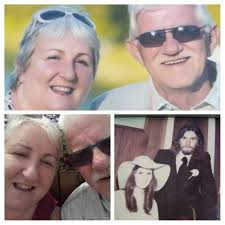 Hi , my little one is just turned 6 months old , what do i stsrt with food  wise? And when? Im so confused haha