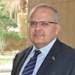 رئيس جامعة القاهرة يكشف أسباب