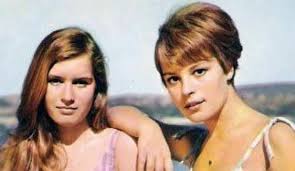 Nilüfer koçyiğit isimli sanatçının kariyerini keşfet. Hulya Kocyigit In Kiz Kardesi Nilufer Kocyigit Yogun Bakima Alindi Kilo Verelim Hayat Yasam Kilo Verme Zayiflama Beslenme Saglikli Yasam