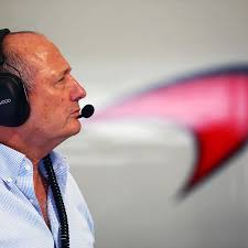Der ehemalige McLaren-Teamchef Ron Dennis soll zum Ritter geschlagen werden