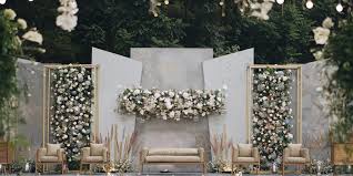 Jun 08, 2021 · hasil jepretan kamera kadang gak sesuai dengan keinginan ya. Contoh Dekorasi Pernikahan Sederhana Yang Bisa Dibuat Sendiri Tanpa Butuh Wedding Organizer Hello Brides