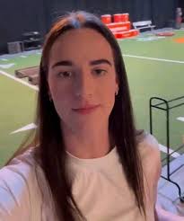 𝗦𝗔𝗬 𝗬𝗘𝗦 𝗜𝗙 𝗬𝗢𝗨 𝗟𝗢𝗩𝗘 𝗧𝗢 𝗦𝗘𝗘 𝗠𝗘 𝗣𝗟𝗔𝗬 BASKETBALL  AGAIN 🏀💕🫶