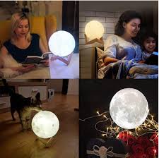 Der mond dreht sich um die erde und gleichzeitig um seine achse. Personalisierte Foto 3d Mond Lampe