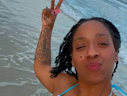 Christina Arana's Instagram, Twitter & Facebook