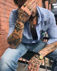Bby Blue Errrything Tatouage Homme Style Idee Tatouage Homme Tatouage Garcon