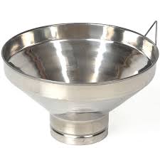 Has an ergonomic designed side handle to. Large Stainless Steel Milk Strainer Milk Filtering Lehman S