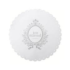 Les sets de table et dessous de verre sont des incontournables de la table et apportent une petite touche en plus à vos repas. Set De Table Blanc Just Married X6 Decoration De Mariage Cerf Dellier