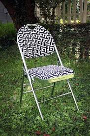 In this post, you will find the directions on how to make folding chair covers that will instantly give your mundane chairs some pizazz! 8 Folding Chair Covers Ideas