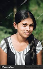 Mladá žena z Nuwara Eliya, Srí Lance — Stock Redakční fotografie © boggy22  #168069002