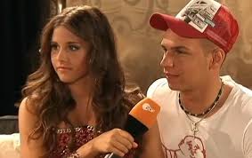 Sarah engels und nina richel halten sich beide für die besten sängerinnen bei dsds 2011 und müssen in den malediven gemeinsam vor die jury. Pietro Lombardi Nur Mit Sarah Engels An Den Strand Promicabana