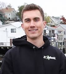 Raymond Mateo's Instagram, Twitter & Facebook