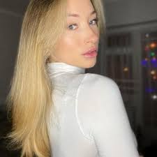 Naomi Wing (@naomi.wing89)