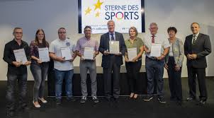Spende der vr bank südpfalz an die tafel. Tennisclub Jockgrim Gewinnt Grossen Stern Des Sports In Bronze Der Vr Bank Sudpfalz Fur Besonderes Engagement Uber Den Eigenen Sport Hinaus Jockgrim