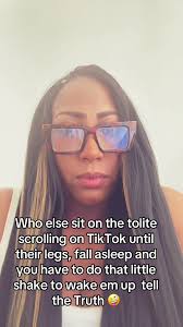 TikTok Scrolling: The Struggle of Numb Legs