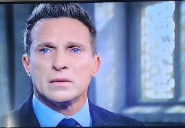 😭😭😭😭 Those beautiful tearful blue eyes made me cry. Poor Jason😭