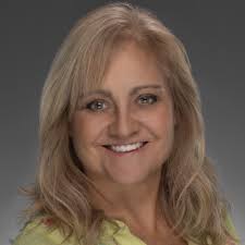 Leslie Prichard's Instagram, Twitter & Facebook